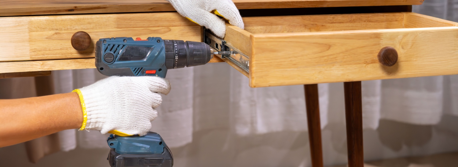 Image_Cabinet Hinges and Runners