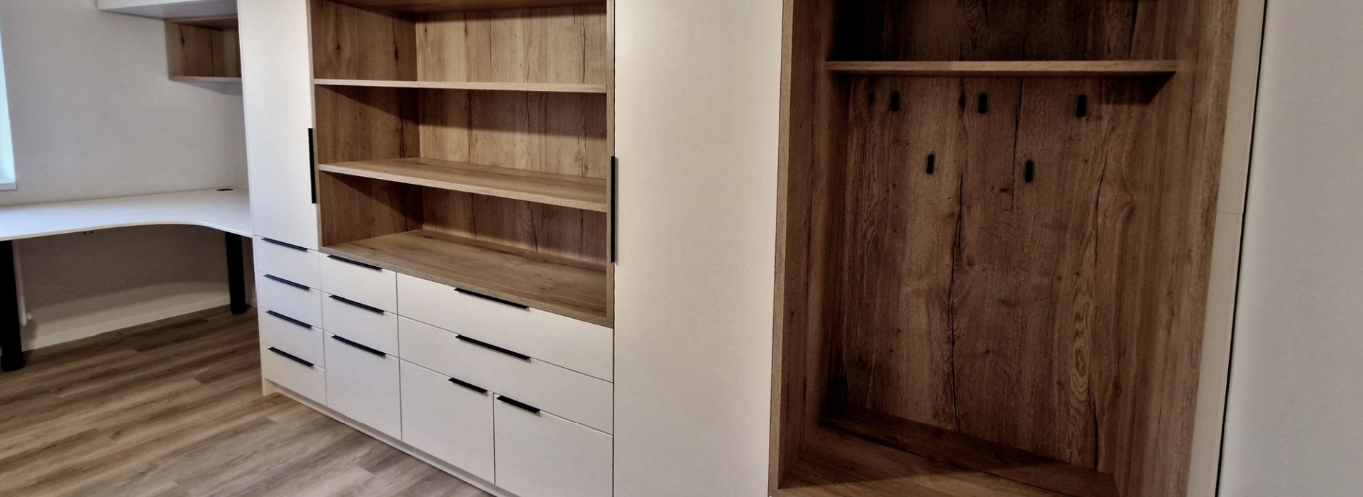 Freestanding vs Built-In Bedroom Cupboards